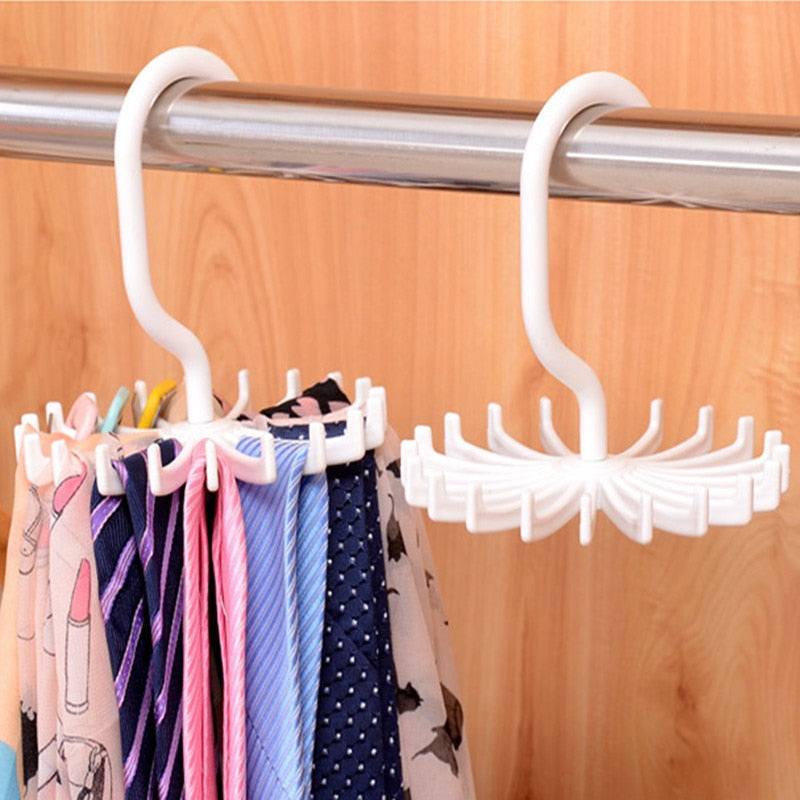 Rotating Hook Rack Hanger