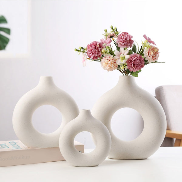 Nordic Ceramic Vase Hollow Donuts